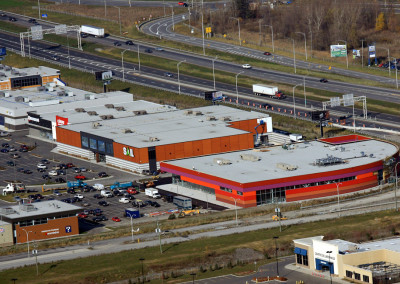 Adonis Supermarket, Quartier DIX30, 50 000 sq ft surface area, Brossard